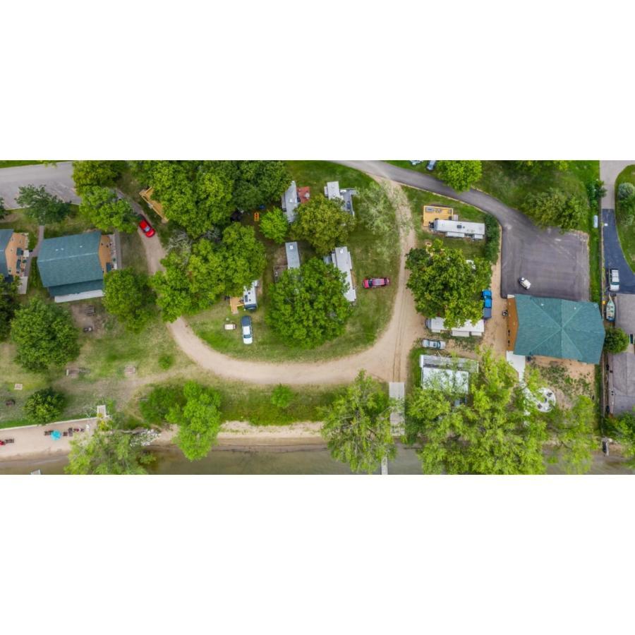 Canary Beach Resort Glenwood Esterno foto
