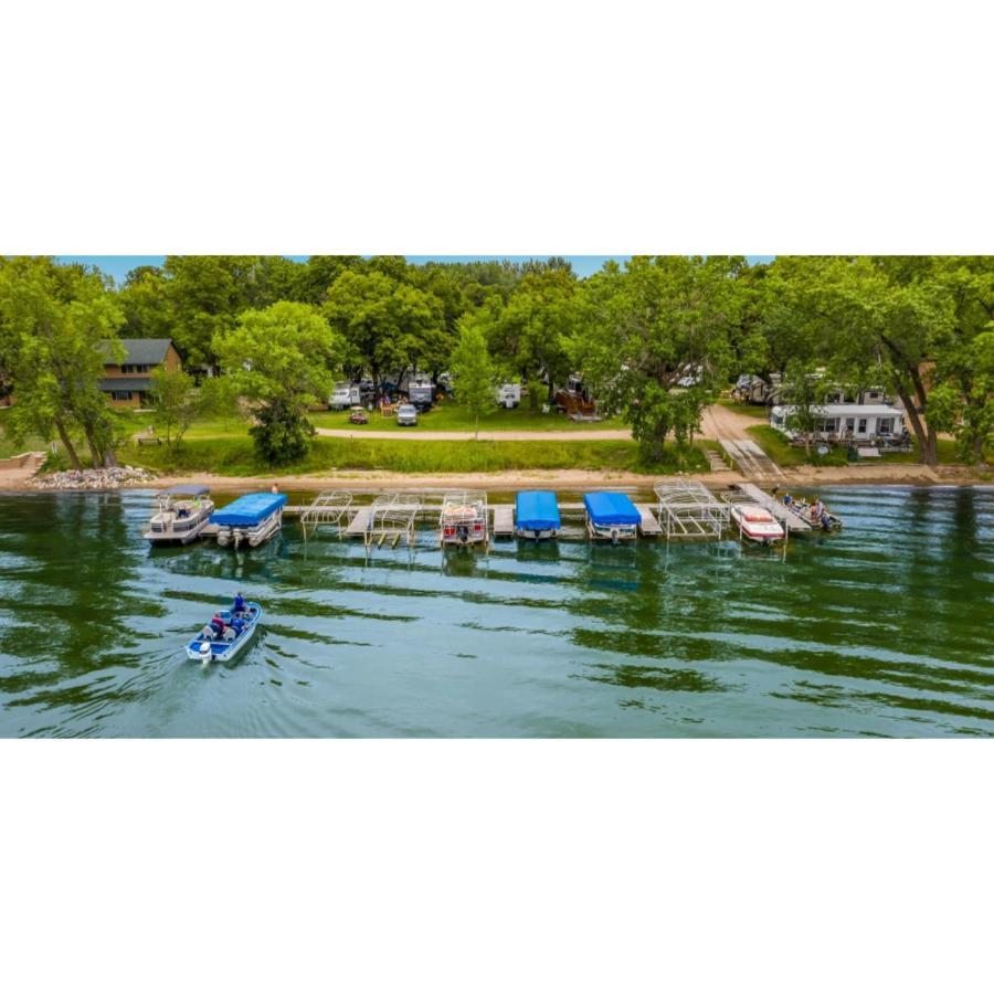 Canary Beach Resort Glenwood Esterno foto