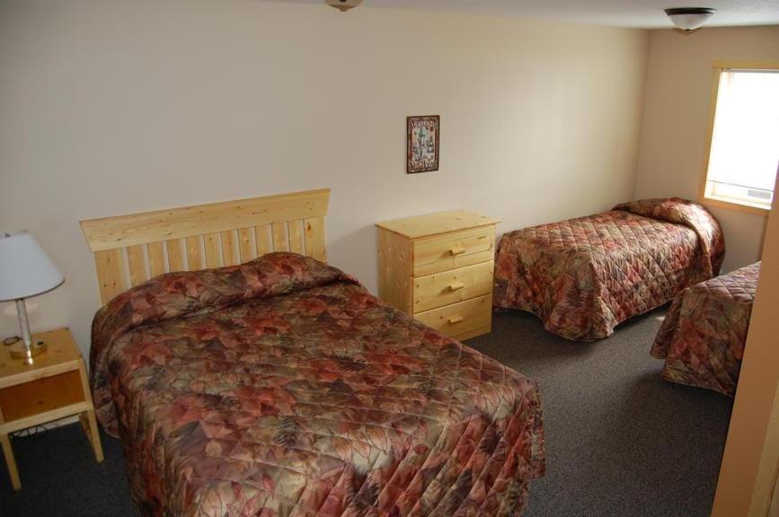 Canary Beach Resort Glenwood Esterno foto